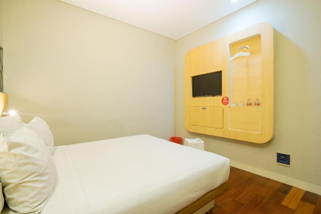 Life Hotel Stasiun Kota Surabaya Ruang foto