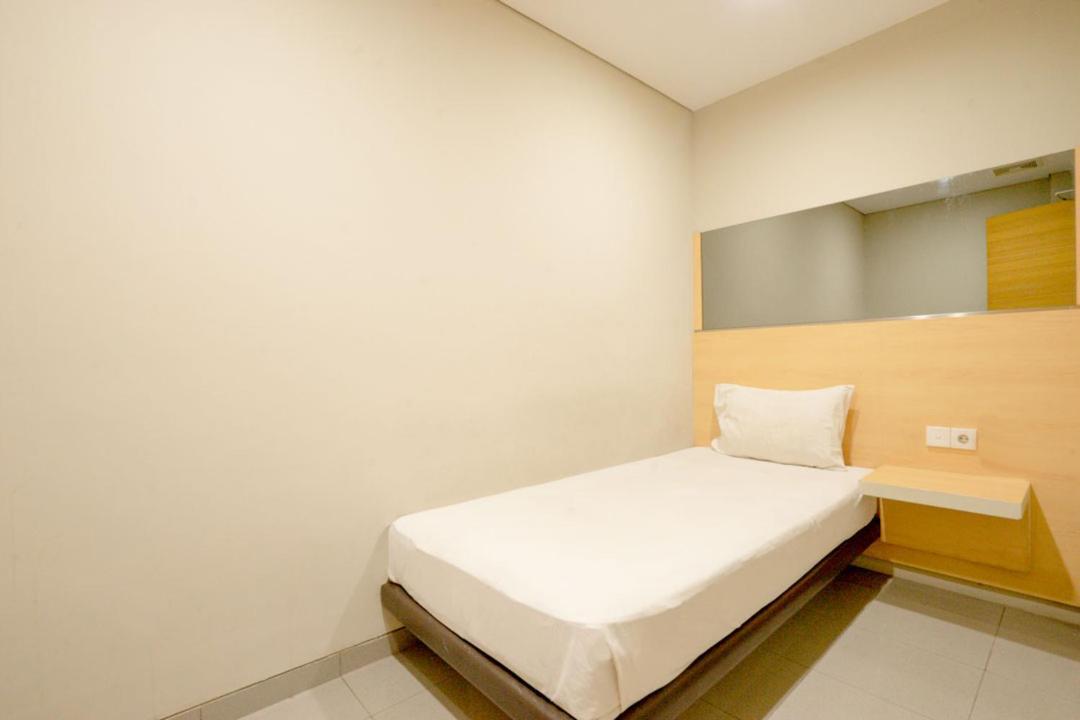 Life Hotel Stasiun Kota Surabaya Ruang foto