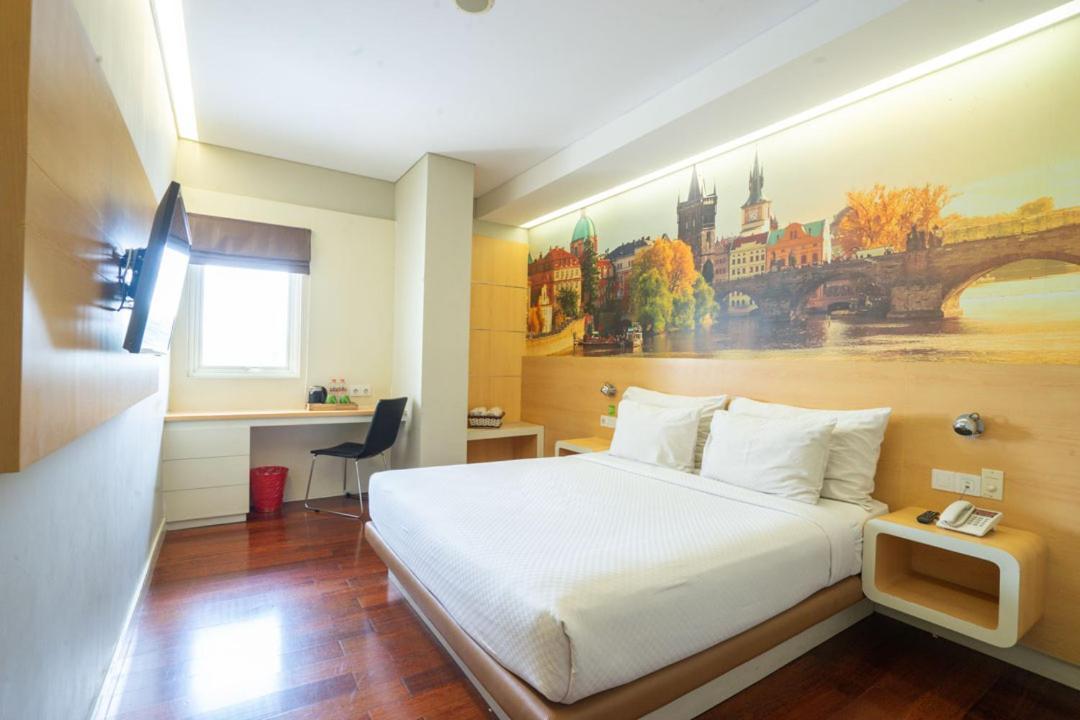 Life Hotel Stasiun Kota Surabaya Ruang foto