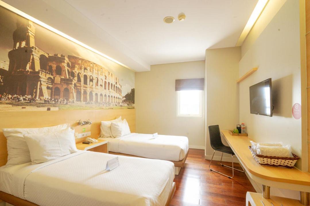 Life Hotel Stasiun Kota Surabaya Ruang foto